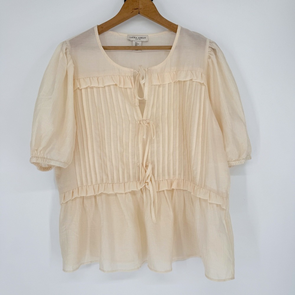 Laura Ashley Cream Peasant Ruffle Blouse L Pleated Cottagecore Coquette Prairie